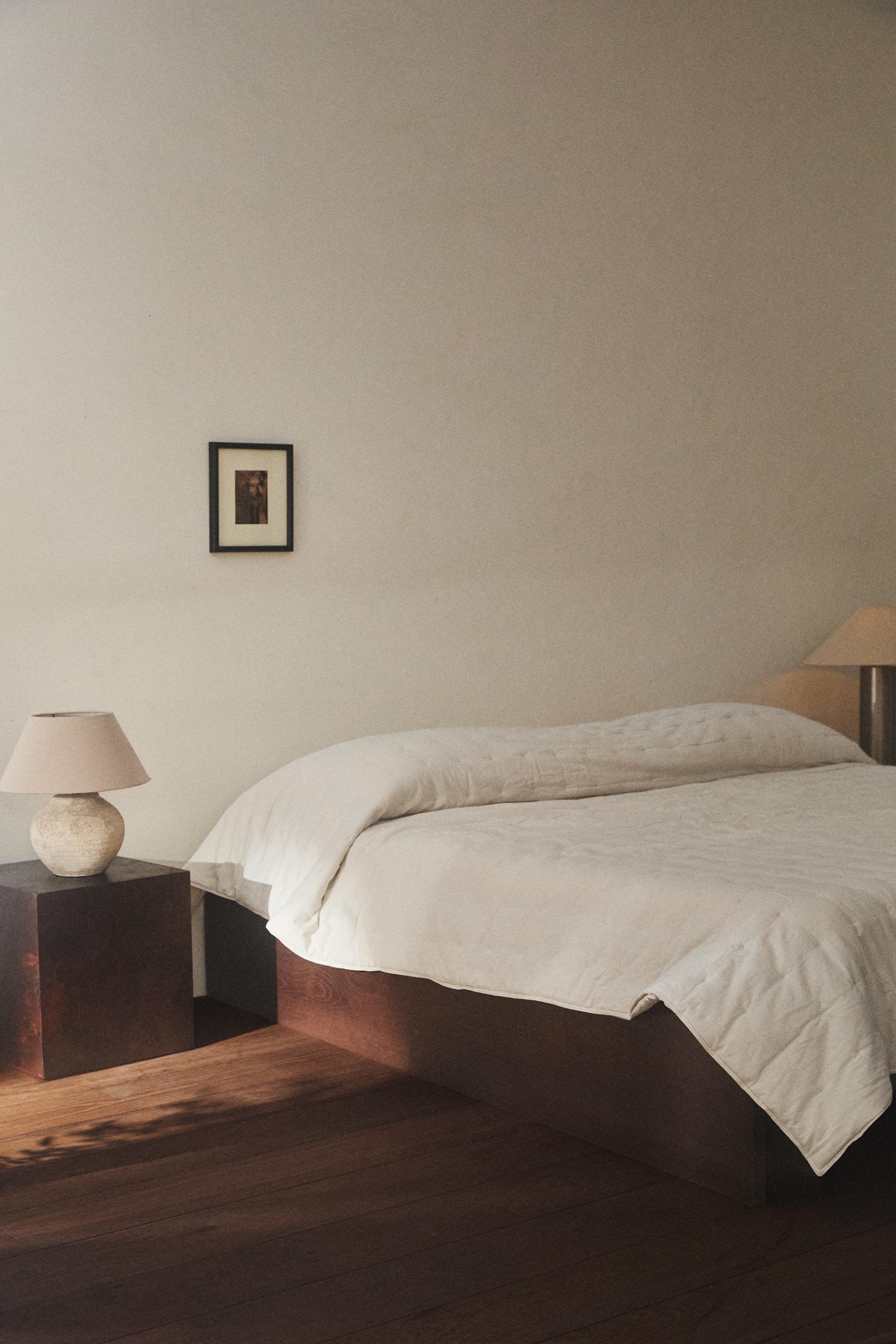 LINEN AND COTTON QUILT
